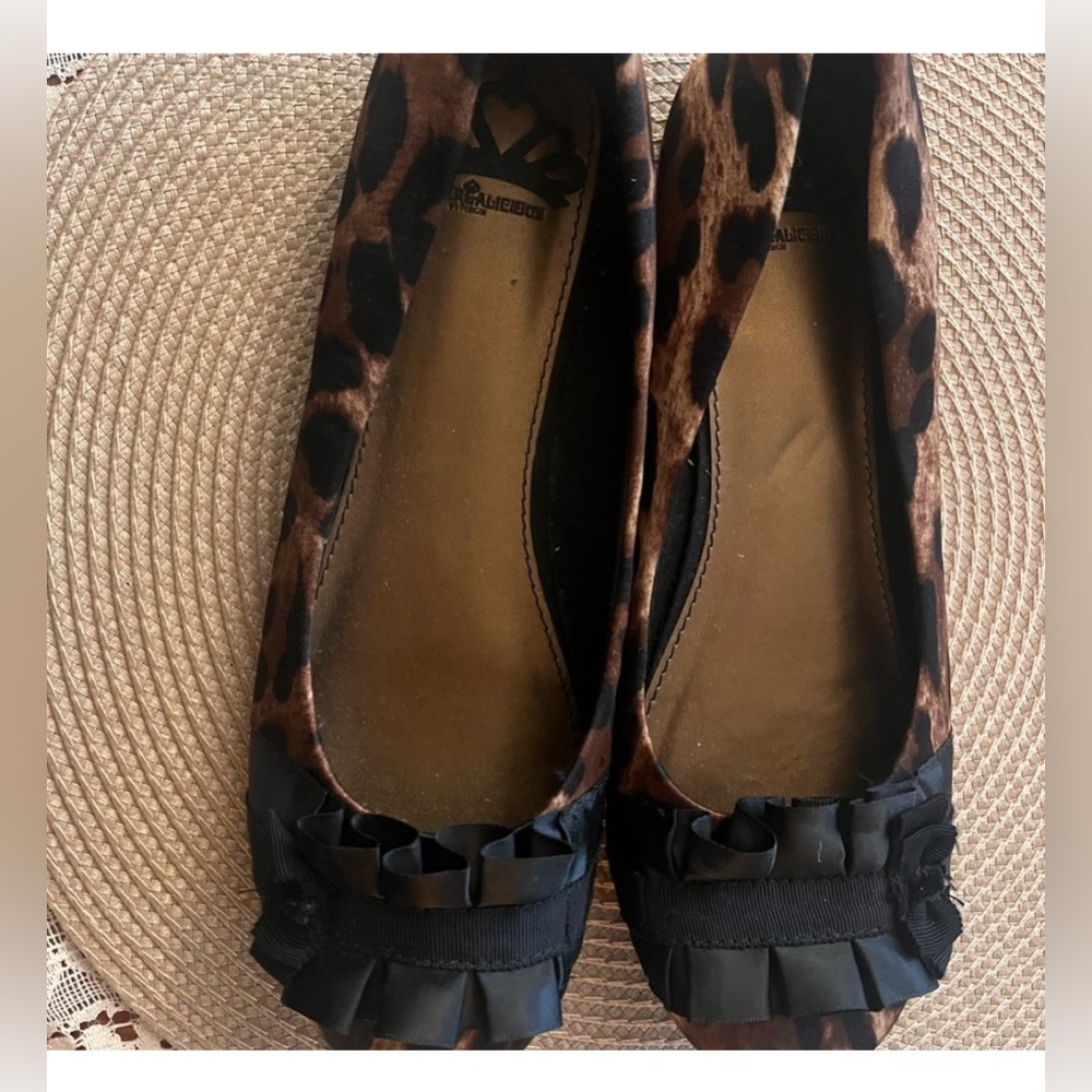 Leopard Print Ballet Flats with Black Accents